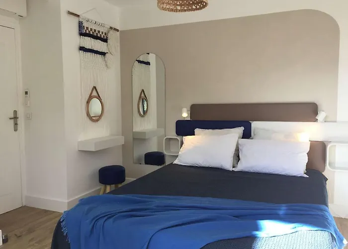 Apartment Bel Climatise Avec Parking Au Lavandou - Fr-1-308-175 Le Lavandou