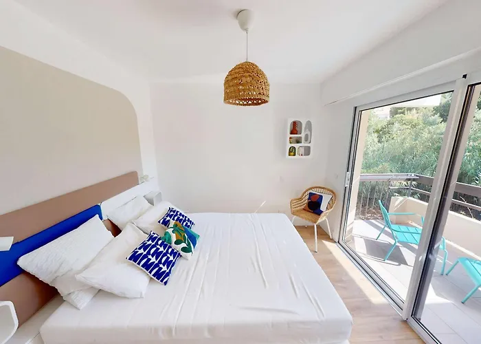 Apartment Bel Climatise Avec Parking Au Lavandou - Fr-1-308-175 Le Lavandou