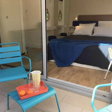 Lägenhet Bel Climatise Avec Parking Au Lavandou - Fr-1-308-175 Le Lavandou