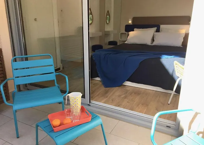 Lägenhet Bel Climatise Avec Parking Au Lavandou - Fr-1-308-175 Le Lavandou